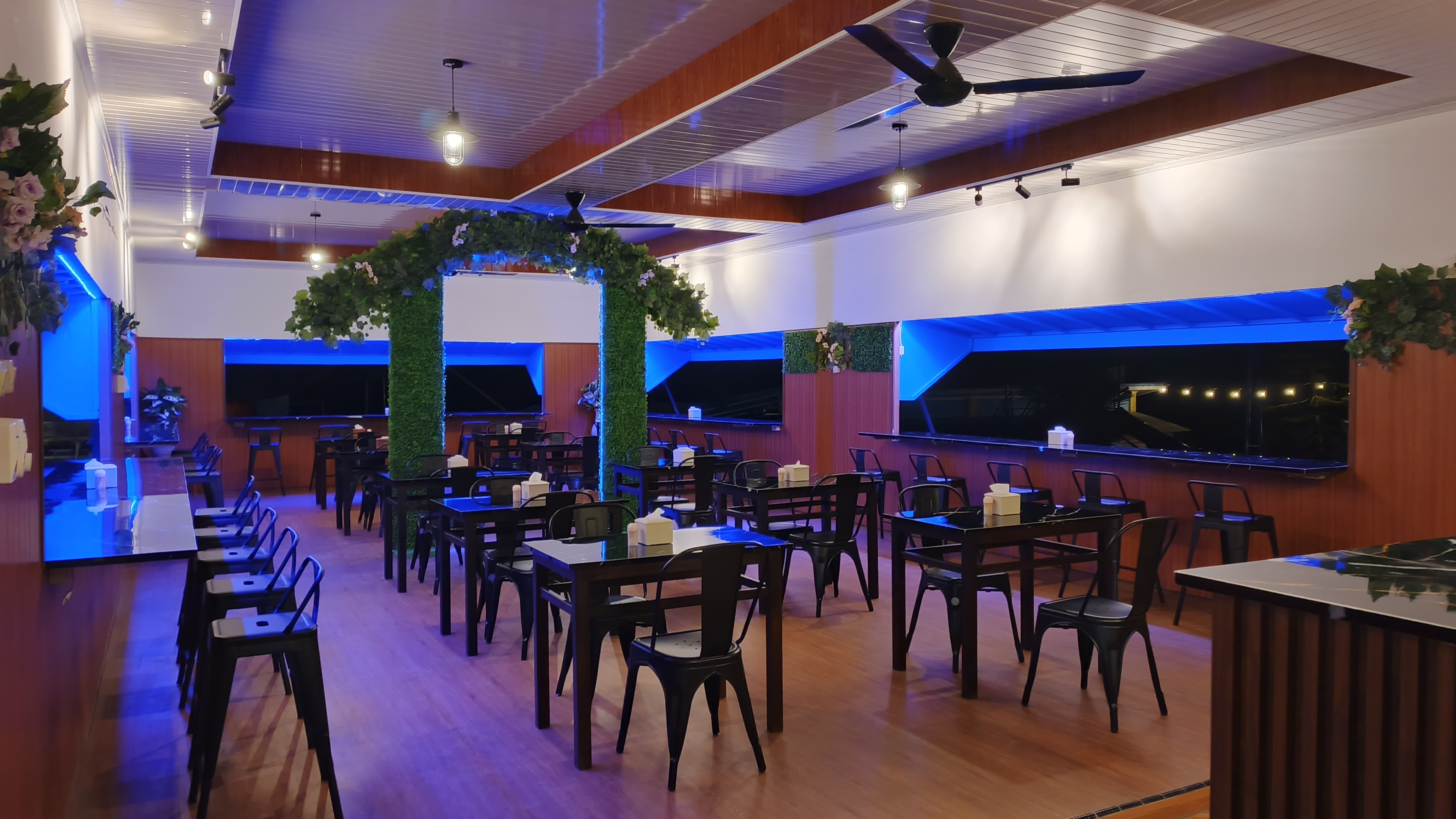 Cafe image 1