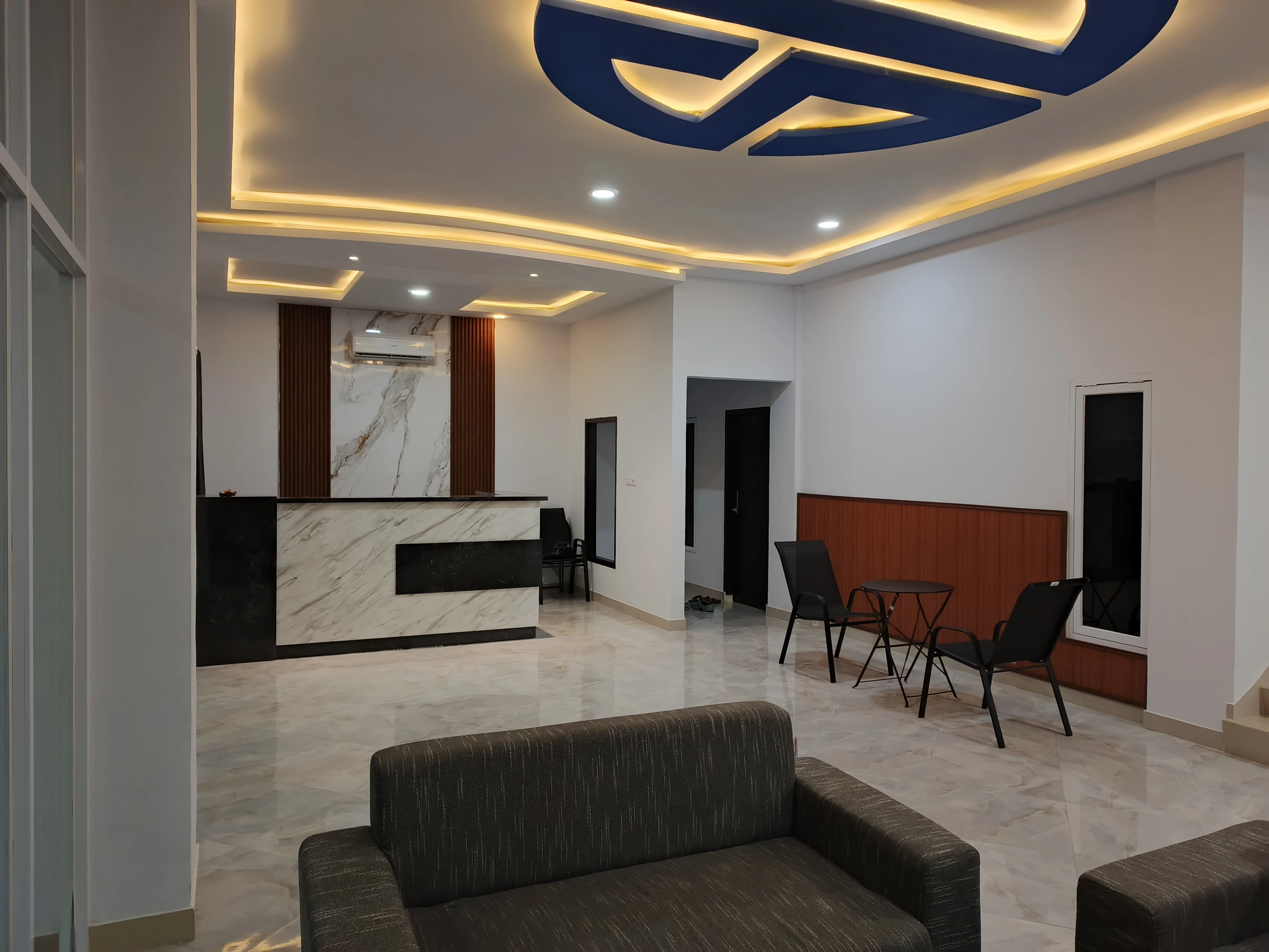 Hotel Image 1